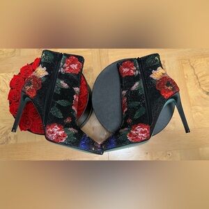 NWT Betsey Johnson Floral rhinestone embellished ankle boots with IMBOX Protect